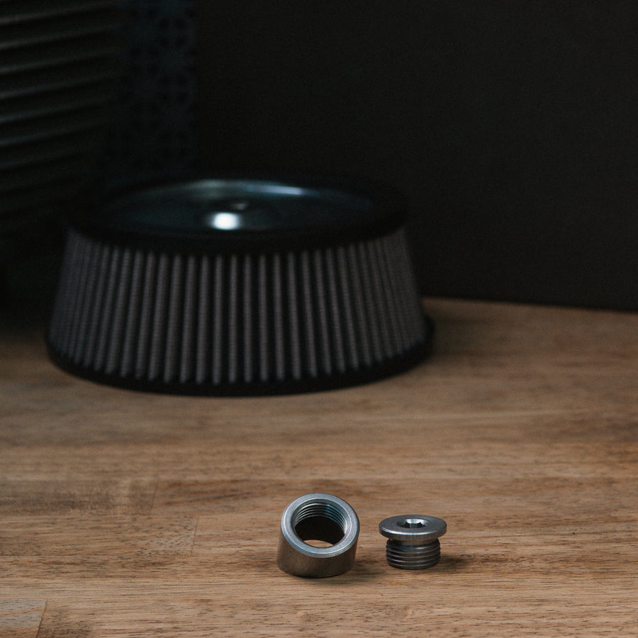 O2 Censor Bung O2 Sensor Bung - 18mm - Angled – ThunderMax